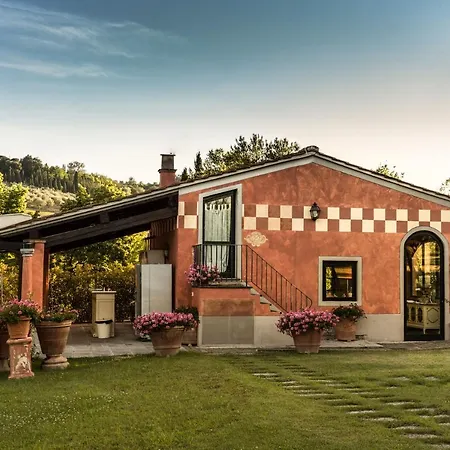 Sleeps 4 *