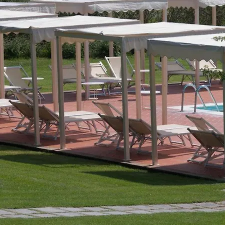 Sleeps 4 Apartment Monterappoli